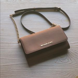 Micheal Kors Crossbody Purse